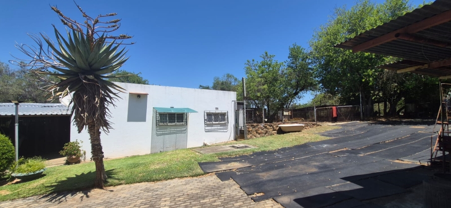 5 Bedroom Property for Sale in Koster North West